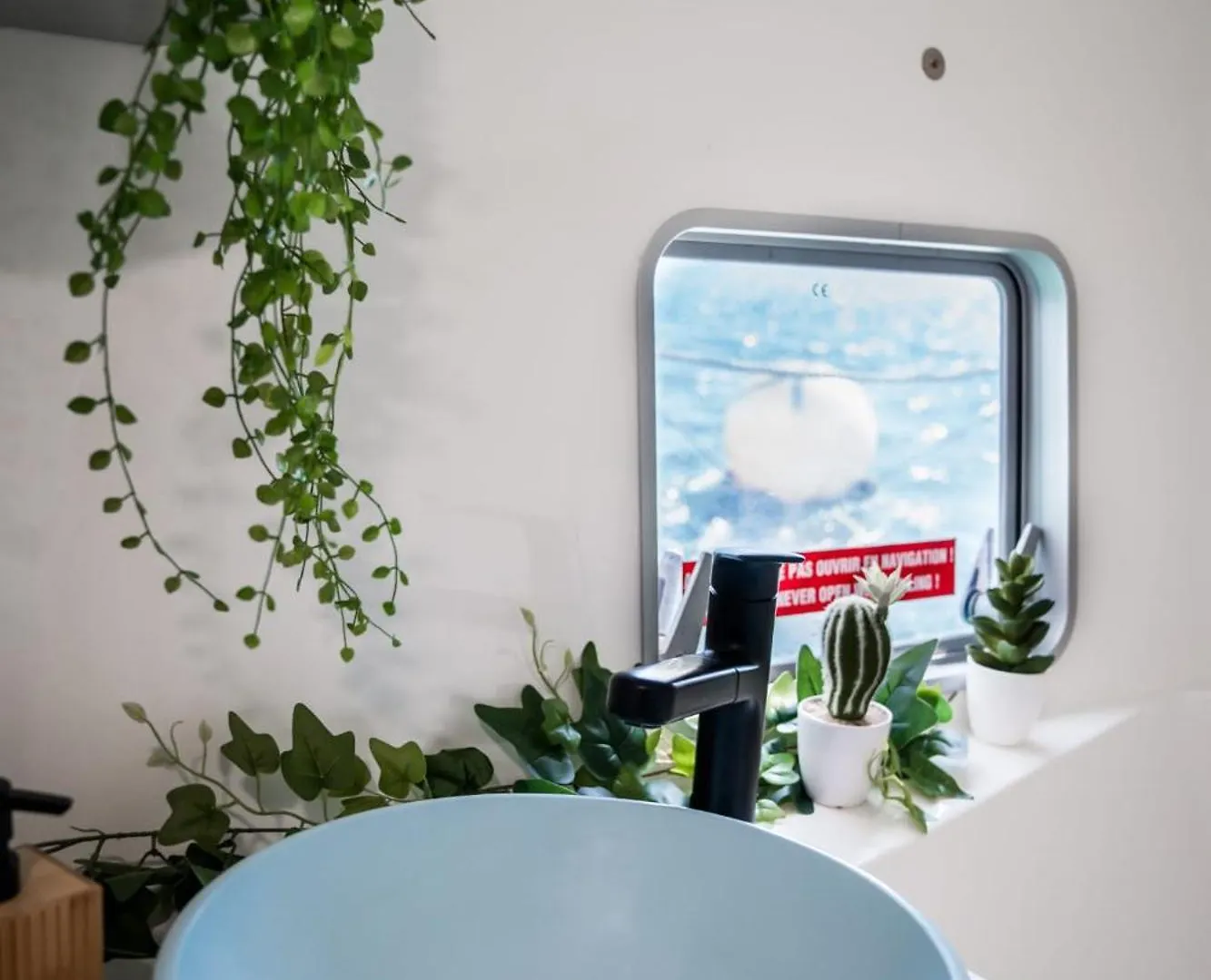 Arraial Sailors Hotel Tavira Botel